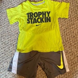 Nike play set size 6- cheaper than goodwill!